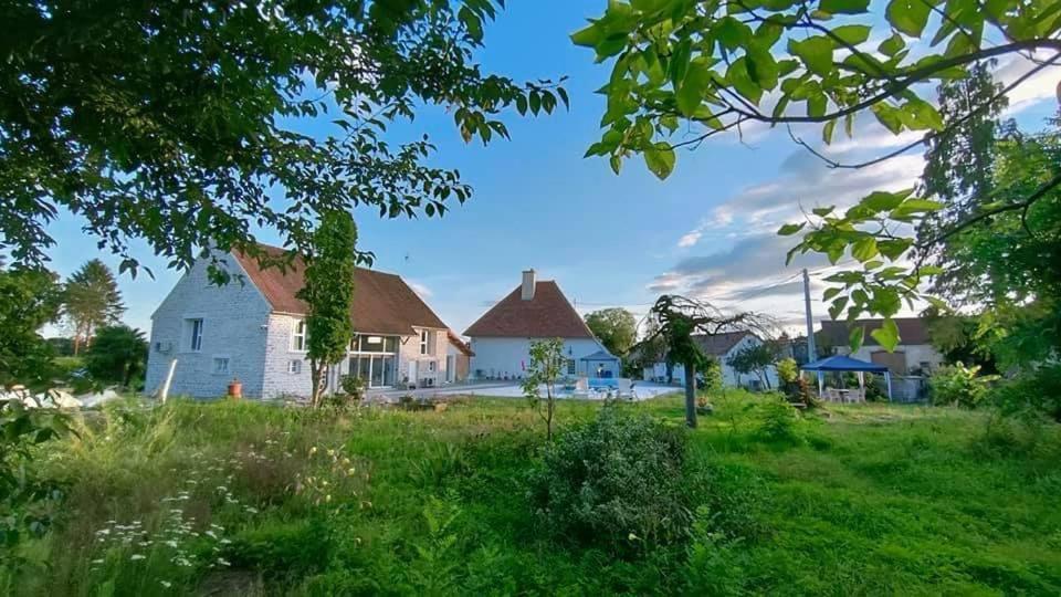 ホテル Domaine Ravy-La Camelia Saint-Symphorien-sur-Saone エクステリア 写真